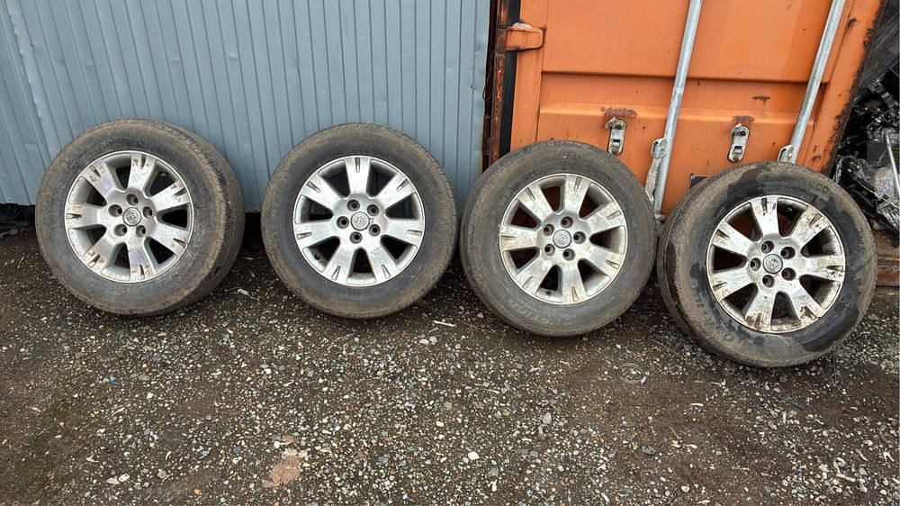 Toyota r16 колеса в сборе
