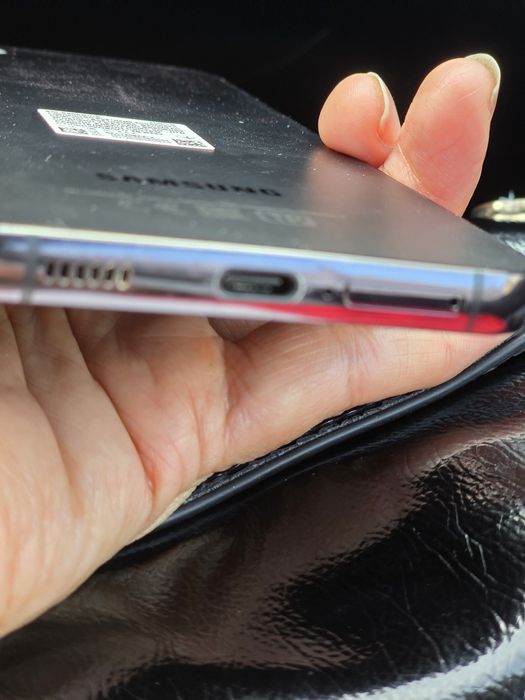 Продам телефон самсунгs22плюс