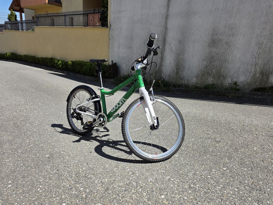 Vand bicicleta WOOM 4 (20") second-hand, verde