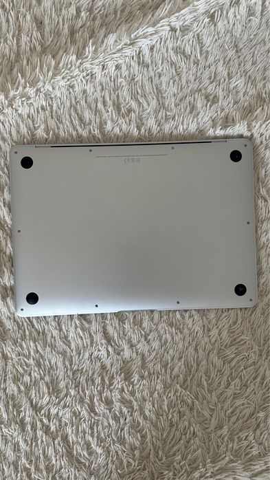 Продам Macbook Air M1