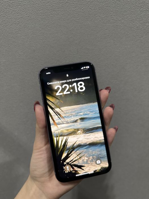 Продам Iphone 11