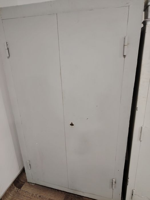 Темир сейфлар сотилади