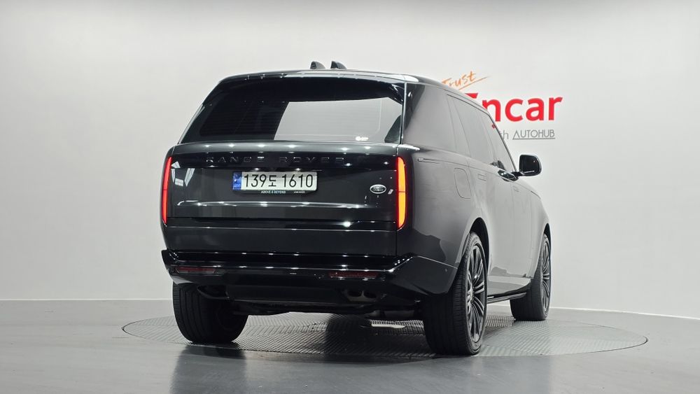 Land Rover Range Rover P530 Autobiography Long Wheel Base