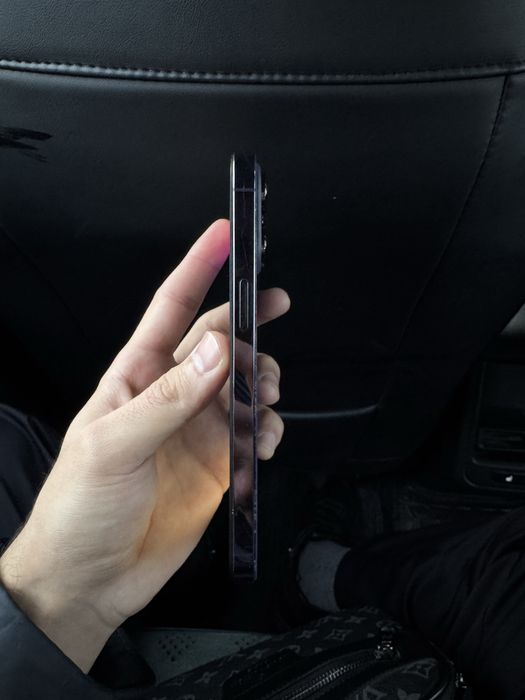Продам Iphone 14 pro max