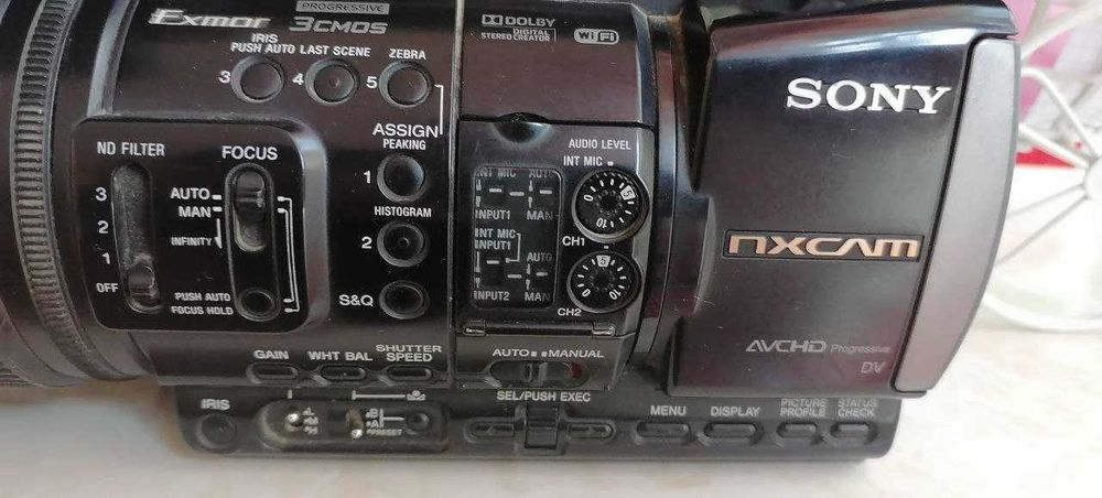 SONY NX-3  zudlik bilan sotiladi