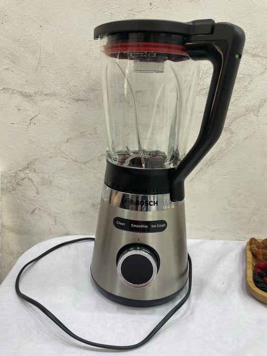 Соковыжималка фирма Bosch