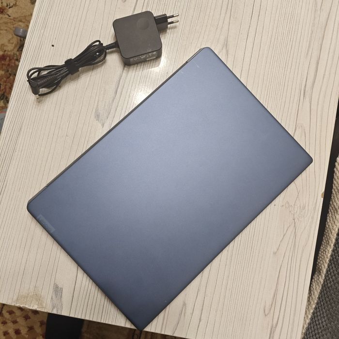 Ноутбук Lenovo Ryzen 3