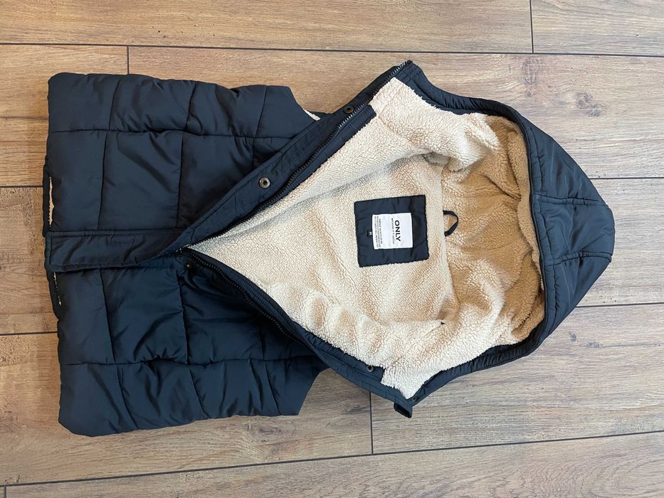 Дамски жилетки на BIK BOK, OBJECT и елеци на ONLY, RUE de FEMME