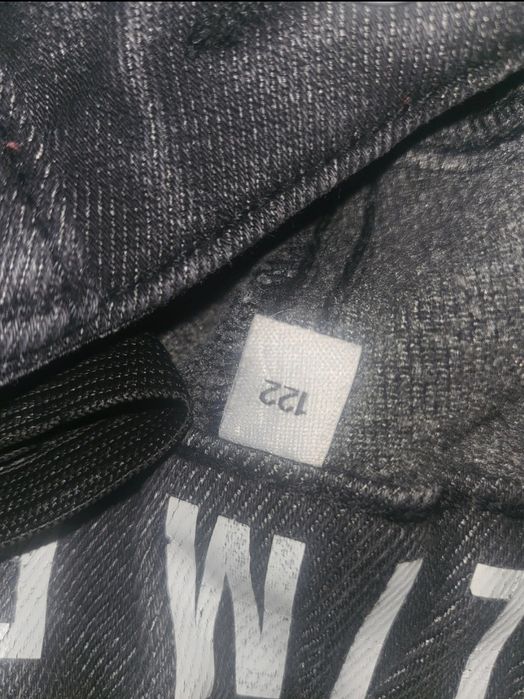 Set blugi și bluza  122-128 cm