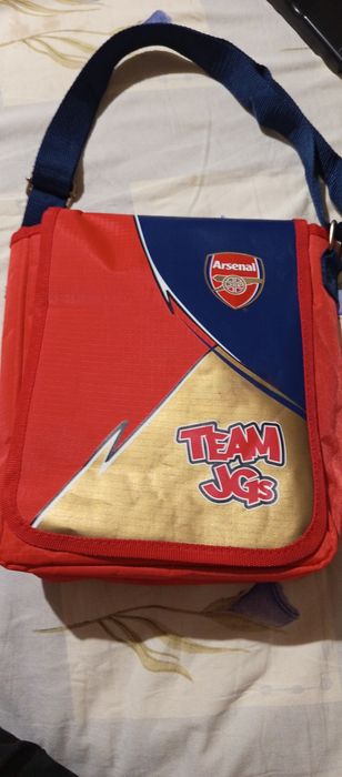Чанта на АРСЕНАЛ