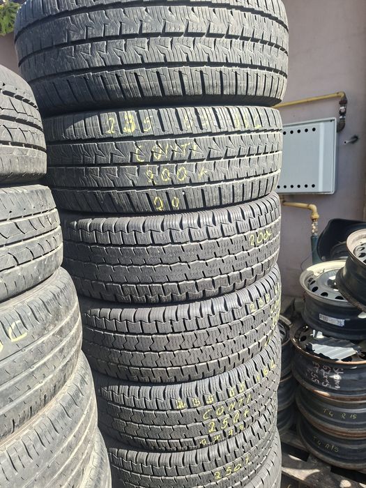 235 65 16 C Iarnă și vară impecabile