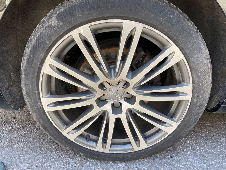 Джанти с гуми Ауди - 265/40/R20