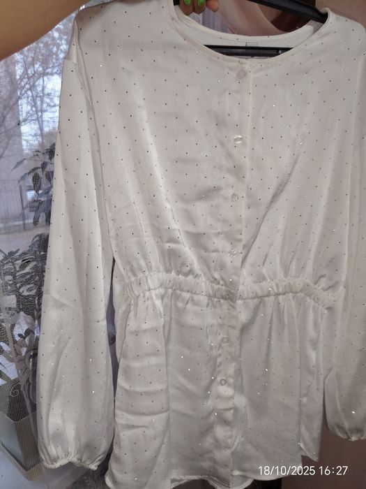 Продам Блузка с юбкой