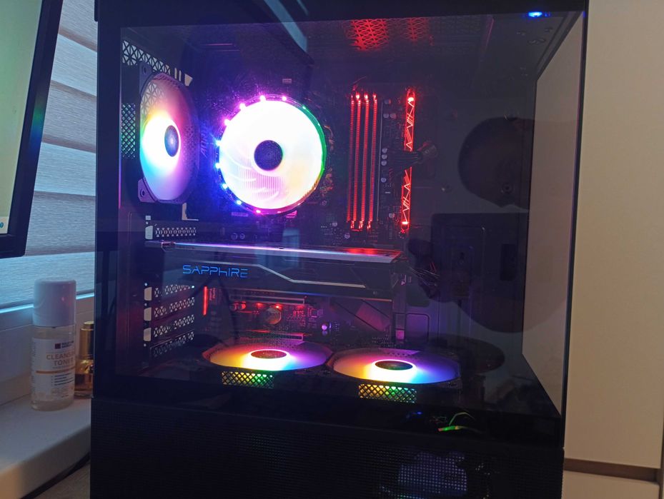 Геймърски компютър Ryzen 7