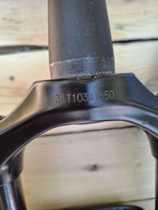 Vând furcă Rockshox Recon Silver RL 140cm cu tot cu thru axle