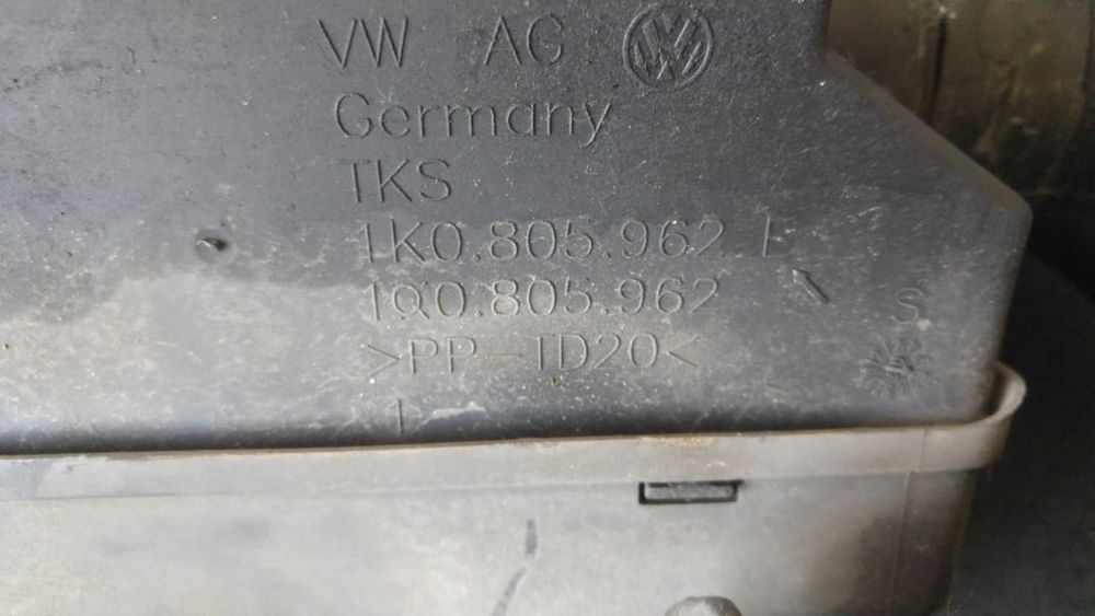 Carcasa filtru aer 1.9 tdi golf 4 bora audi a3 seat leon 1j0129607aj