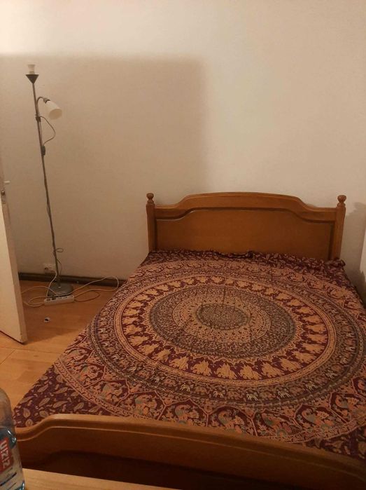 Inchiriez apartament cu 2 camere semidecomandat ultracentral direct de la proprietar