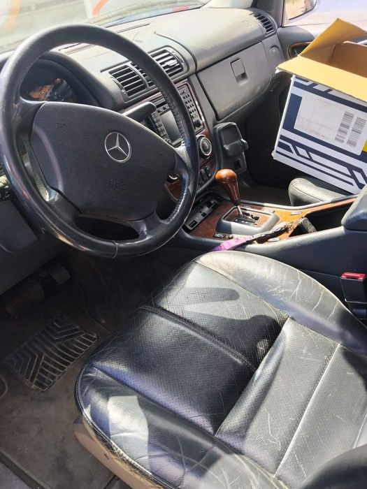 Mercedes ML 500 с подаръци