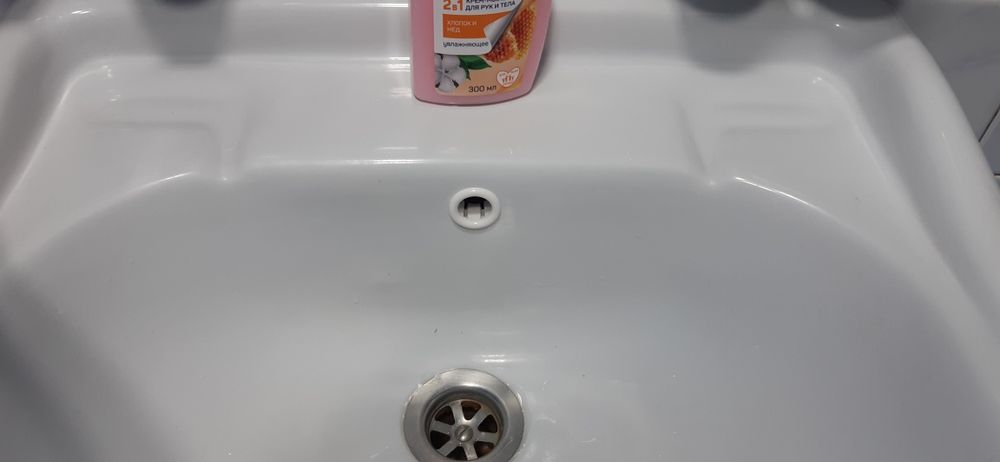 Для ванной комнаты ,,заглушка на перелив,,.