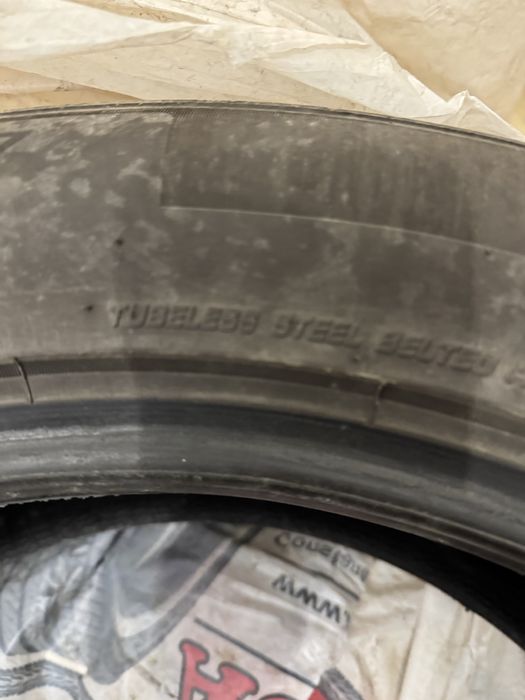 Cauciucuri de iarna 235/55R19