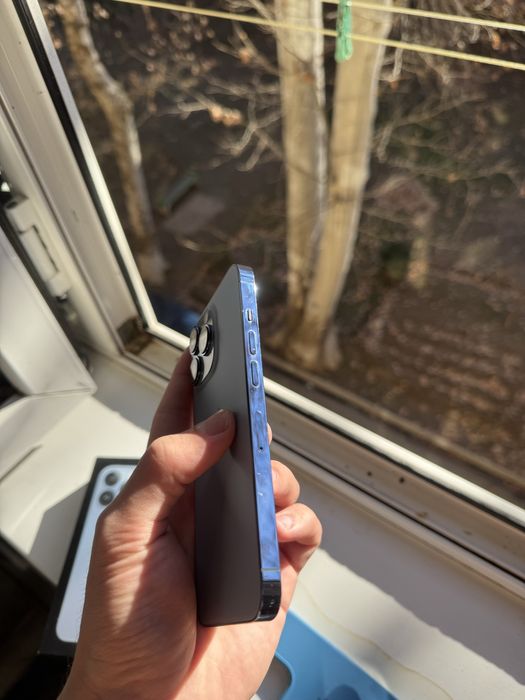 Iphone 13 pro blue Petno!!!
