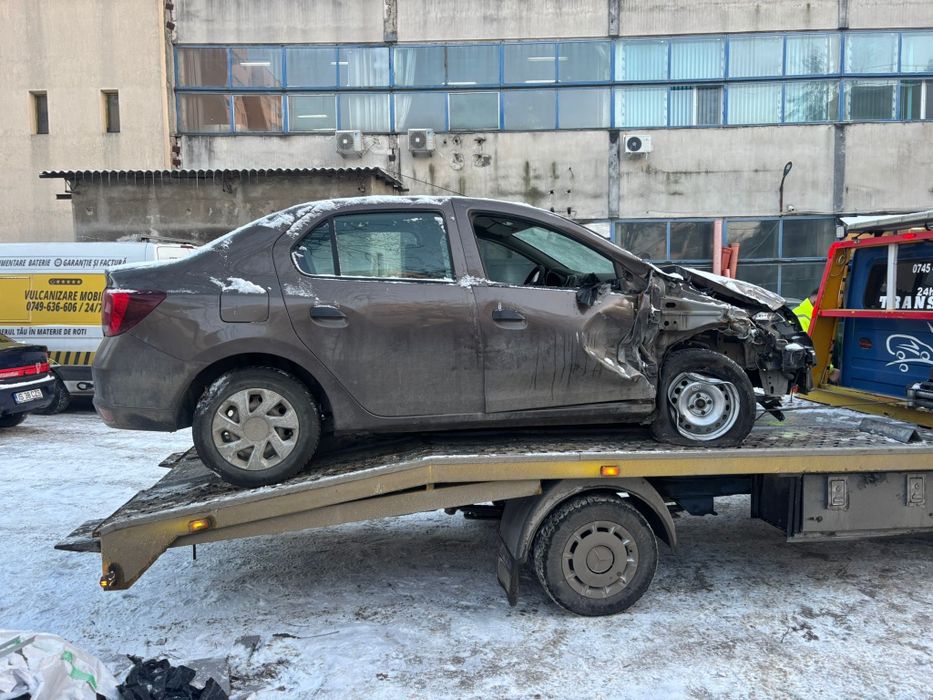 Vând sau  dezmebrez