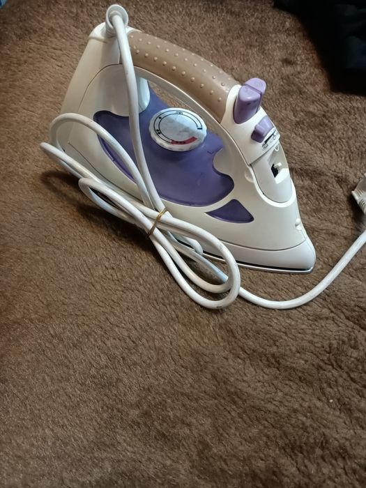 Электрический утюг