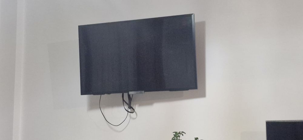 Продам ЖК телевизор