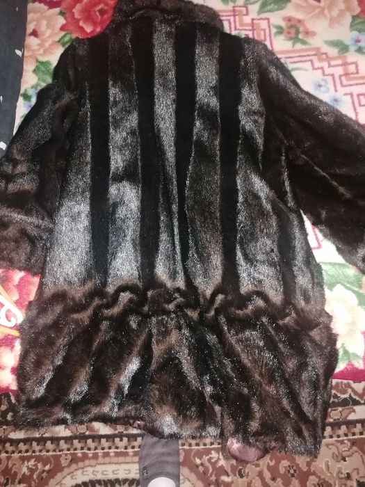 Vand două blanuri culori diferite