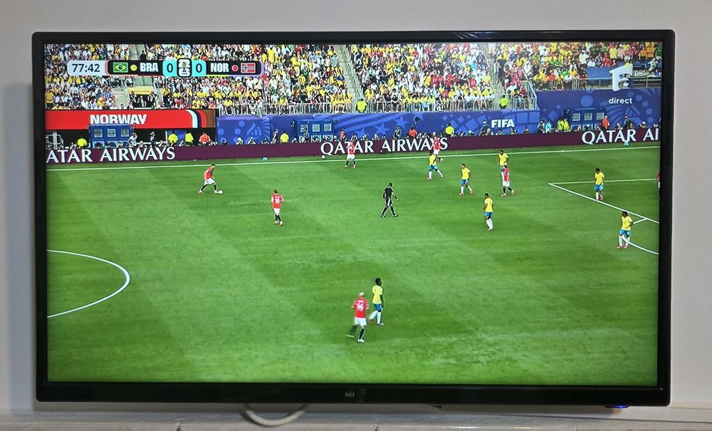 Televizor LED NEI, 62cm Full HD