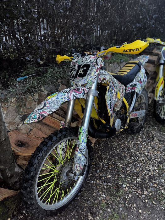 Продавам Кросов мотор Сузуки рм250