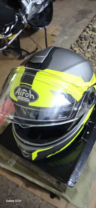 Каска за мотоциклет размер  L