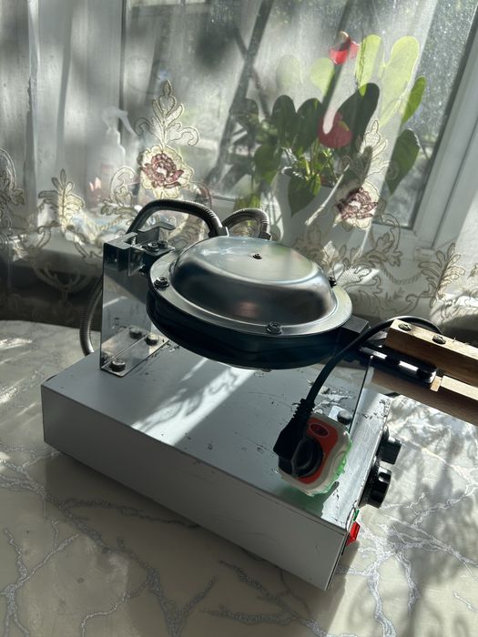 Продам аппарат гонконского вафля