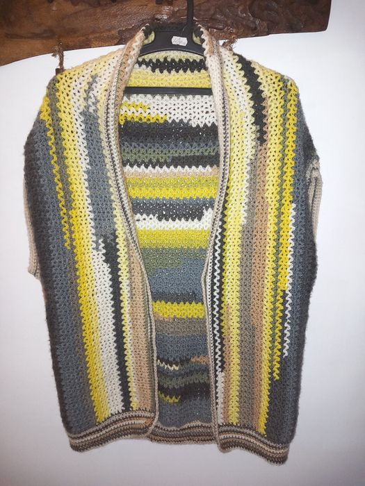 Vand vesta dama handmade