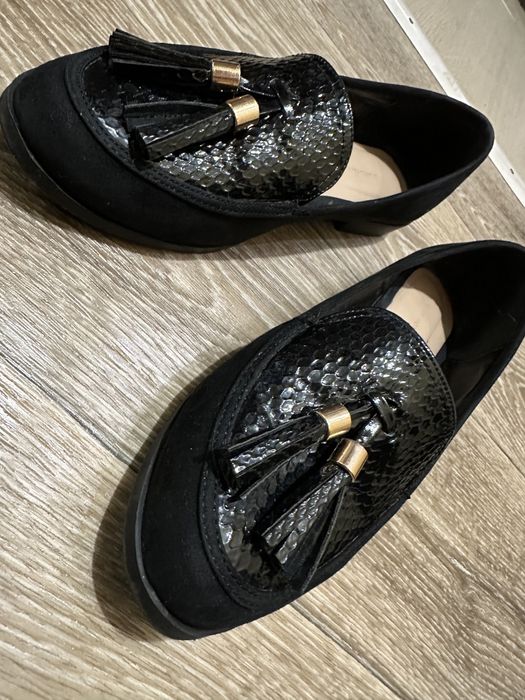 Продам лоферы в идеальном состоянии