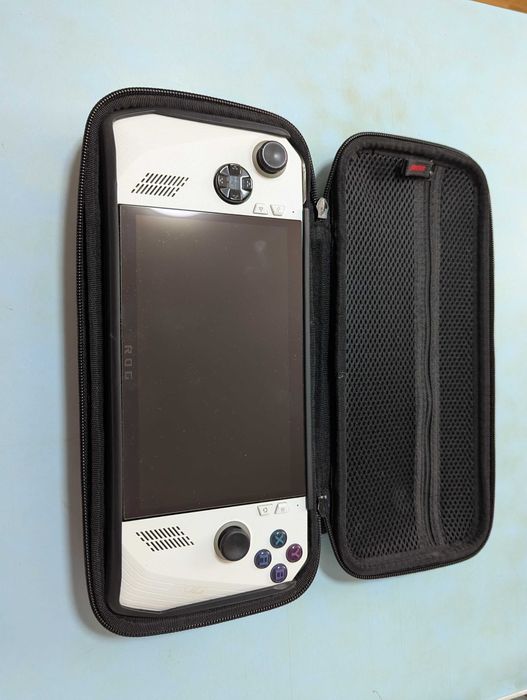 ASUS ROG Ally Z1 Extreme