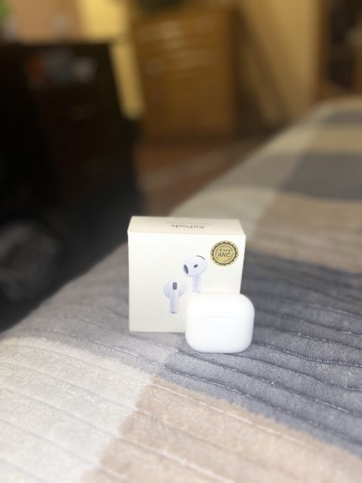 AirPods 4 bakas asjkans