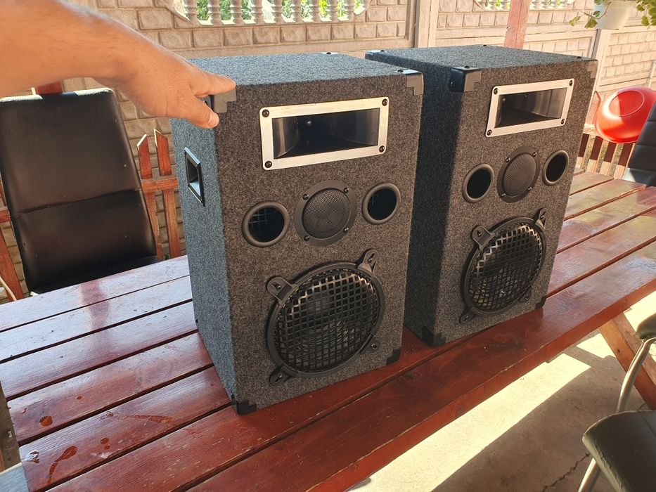 Boxe camera sau aier liber sunet clar