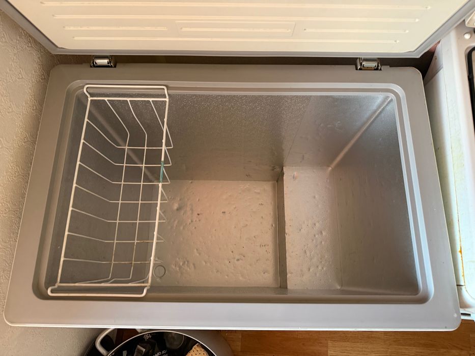 Морозильник б/у , морозильная камера