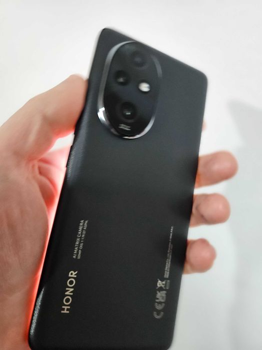 Honor 200 Pro 512 Gb 12 Gb impecabil.