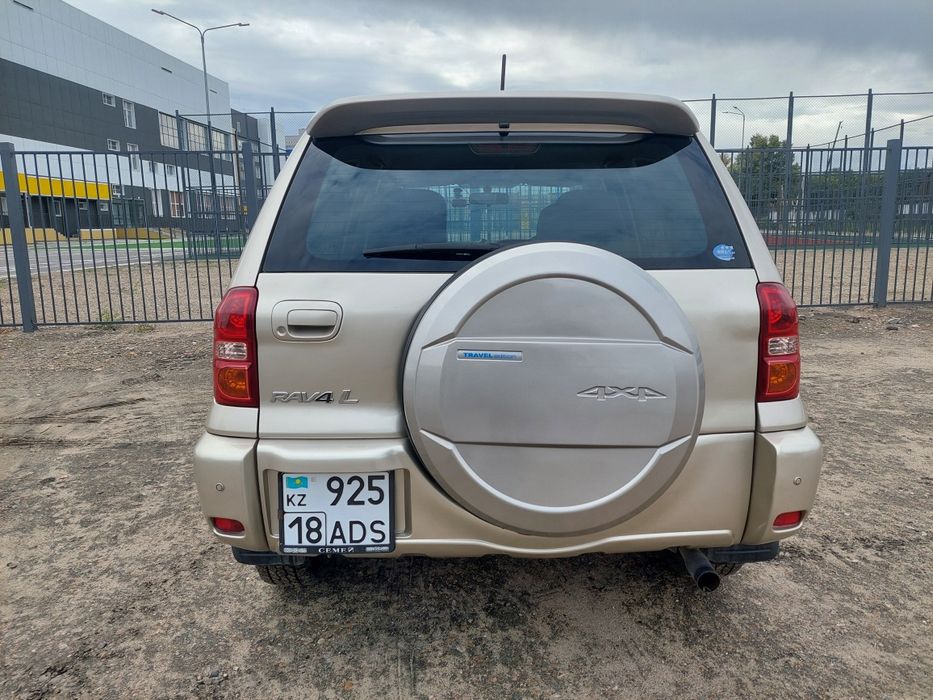 Рав 4 в хорошем состоянии