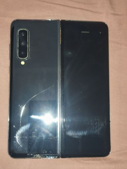 Продам Samsung fold 1