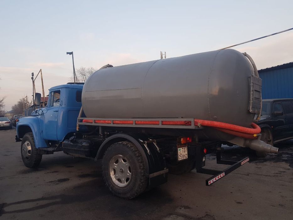 Услуги ассенизатора. Откачка септика