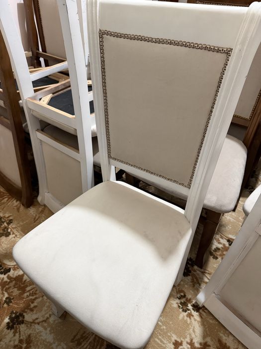 Стул сотилади яхши холатда