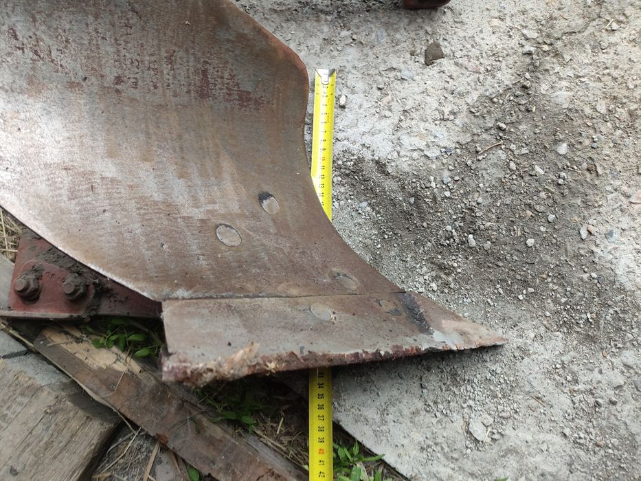 Колеса и плуг на мотоблок МТЗ-05