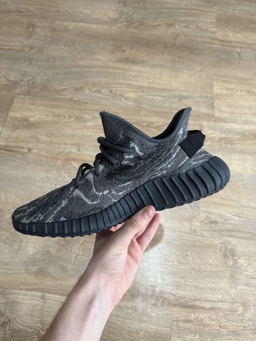 Yeezy 350 V2 Dark Salt
