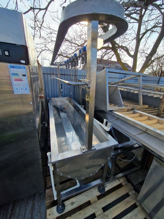 Linie inox/jgheab sacrificare prepelițe/păsări mici 10 cârlige