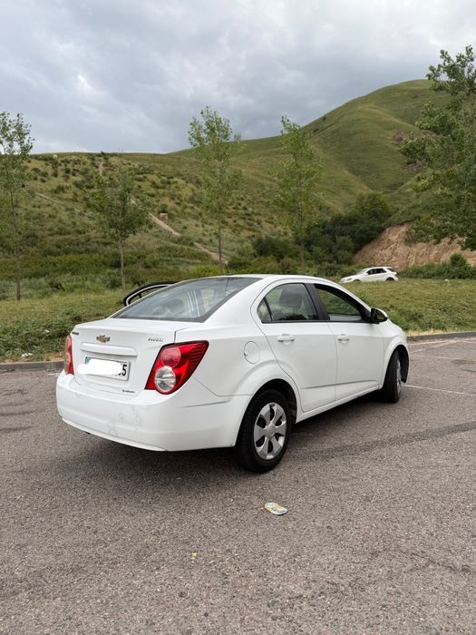 Продается машина Chevrolet Aveo