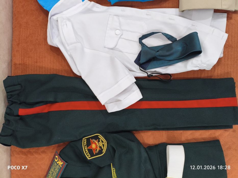 Продам кадетскую форму