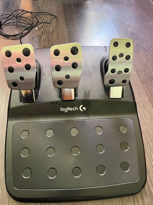 Волан с педали Logitech g29